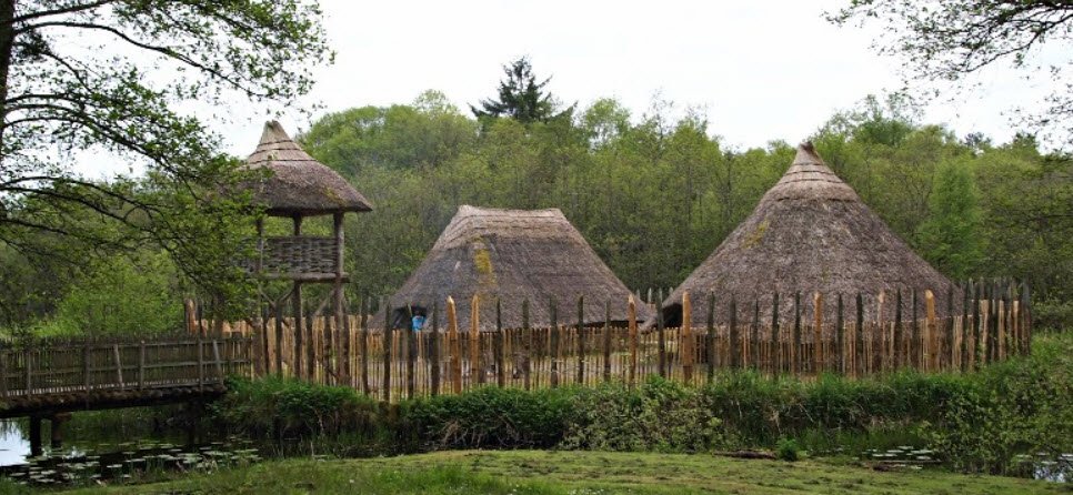 Craggaunowen Castle &amp; Crannóg, Kilmurry, Ireland, Ireland